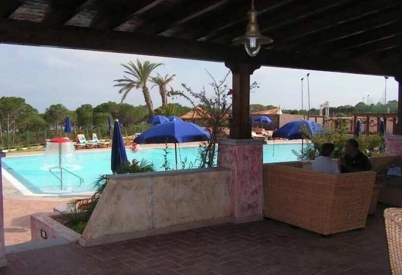 Residence Il Borgo Di Porto Corallo