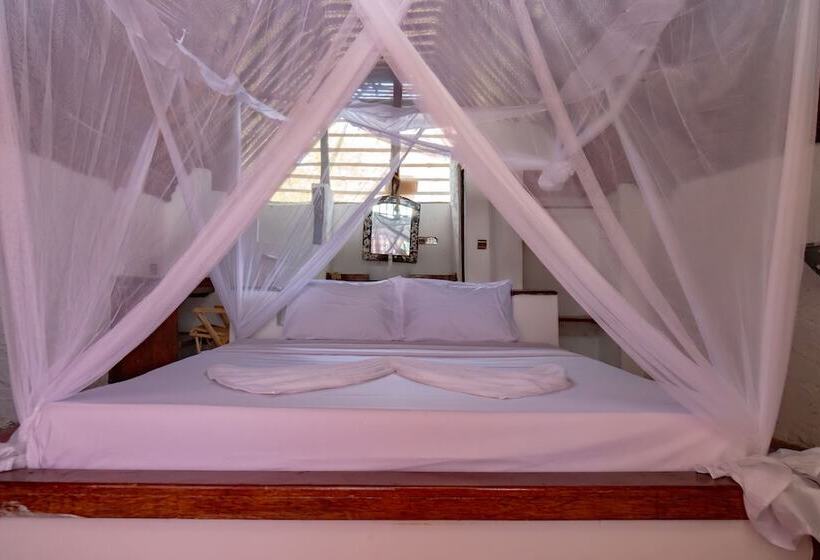 בית מלון כפרי Kae Beach Bungalow