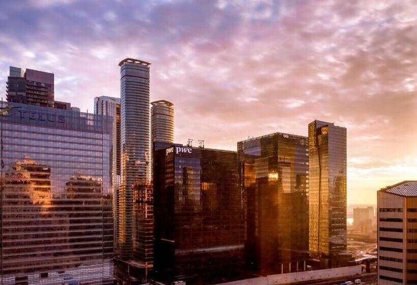هتل Fairmont Royal York Gold Experience