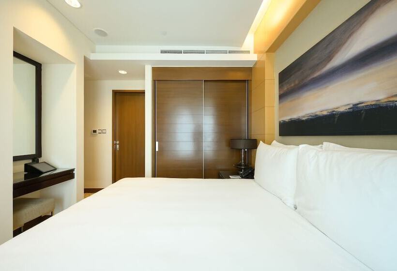 اقامتگاه Emaar Fashion Avenue – Formerly Address Dubai Mall Four Apple