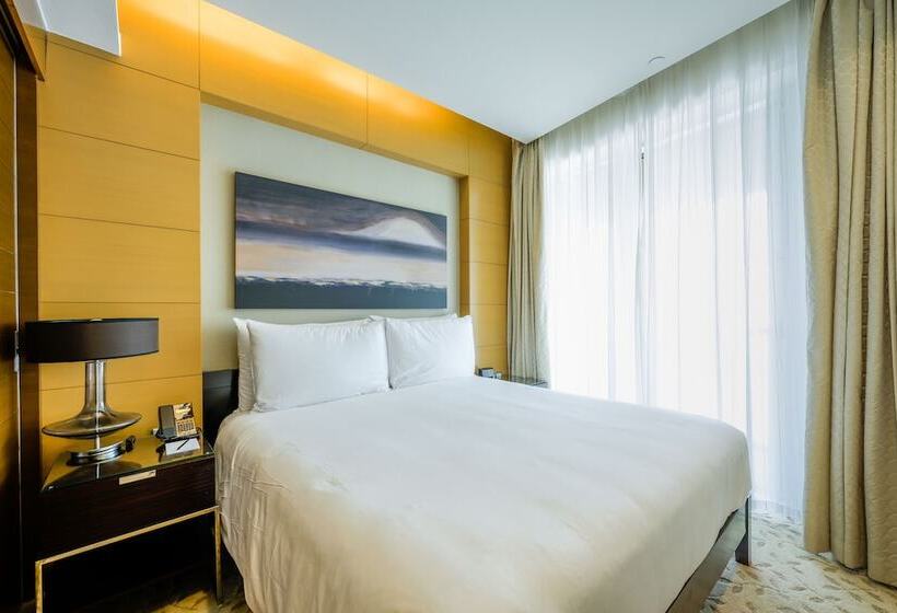 اقامتگاه Emaar Fashion Avenue – Formerly Address Dubai Mall Four Apple