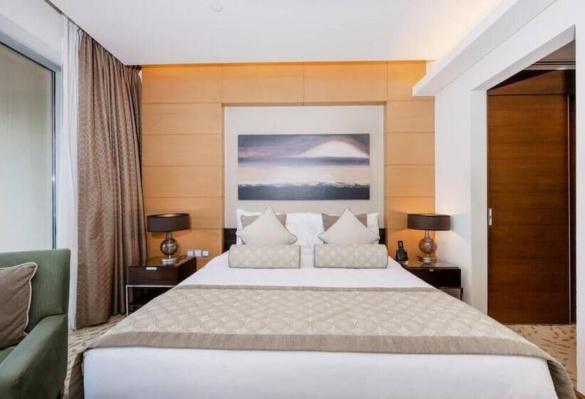 اقامتگاه Emaar Fashion Avenue – Formerly Address Dubai Mall Four Apple