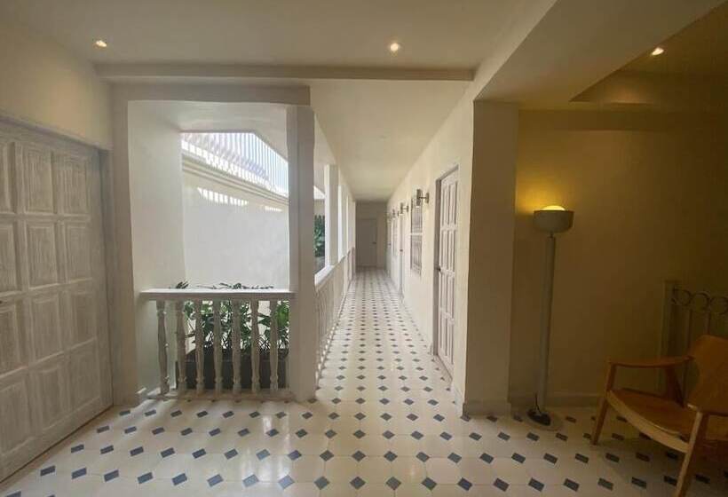B Haus Hotel Boutique