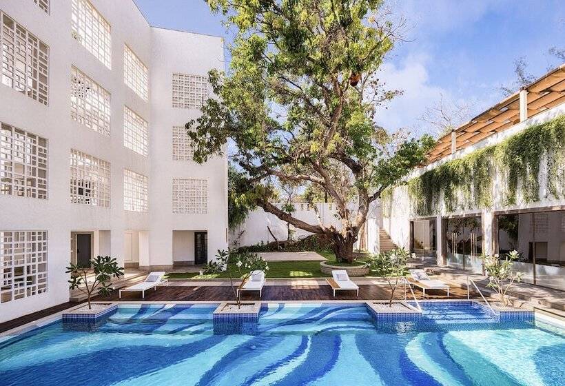 리조트 The Yellow House, Goa – Ihcl Seleqtions