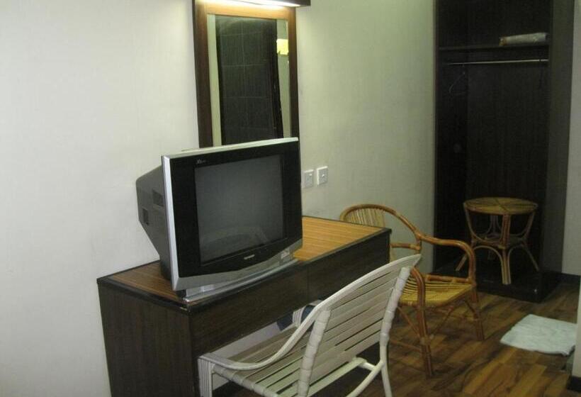 1 Baron Motel