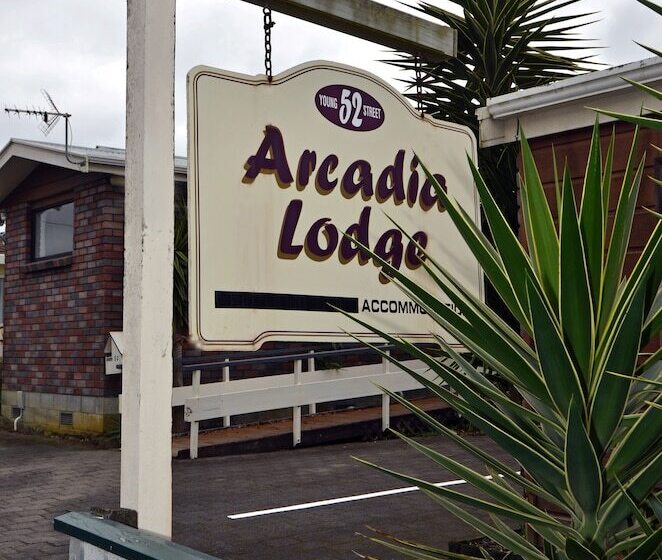 Arcadia   Hostel