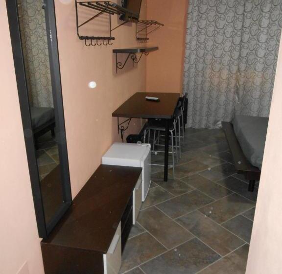 B&b Suite 123