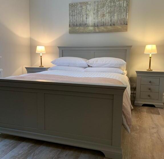 مبيت وإفطار Crawfield Grange