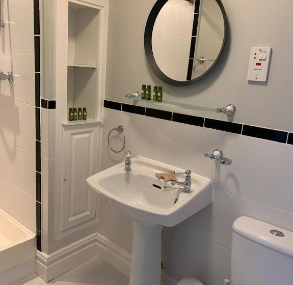 مبيت وإفطار Crawfield Grange