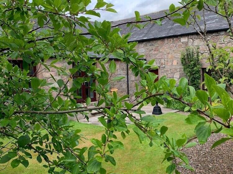Bed and Breakfast Crawfield Grange