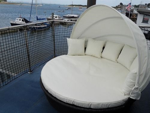 צימר Houseboat Harbourside View