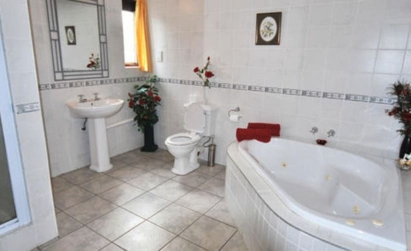 Bed and Breakfast Umkomaas Guest House