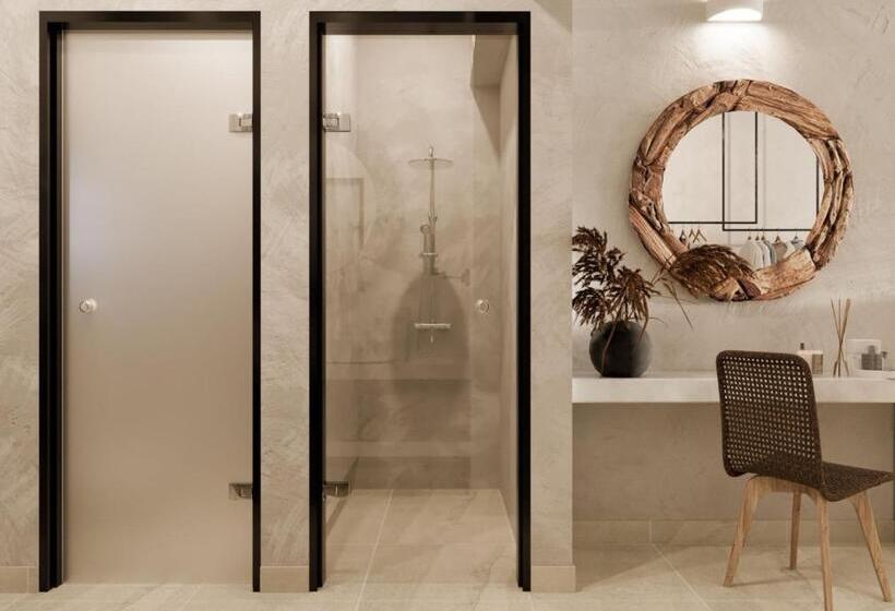 בית מלון כפרי Delfini Beach