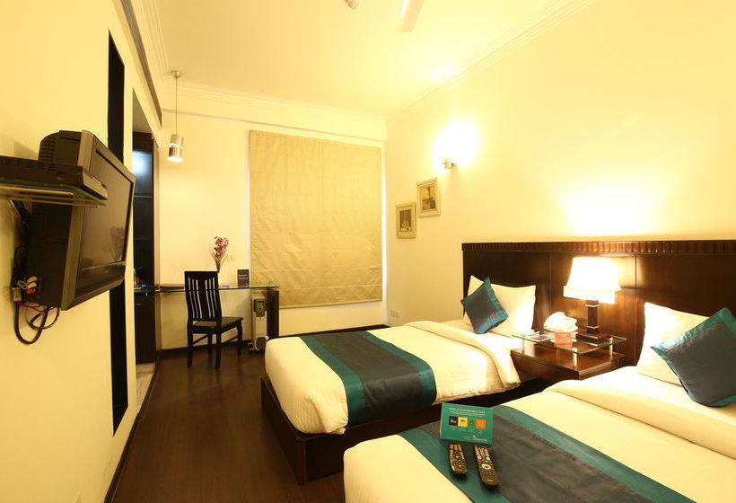 Fabhotel New Friends Colony