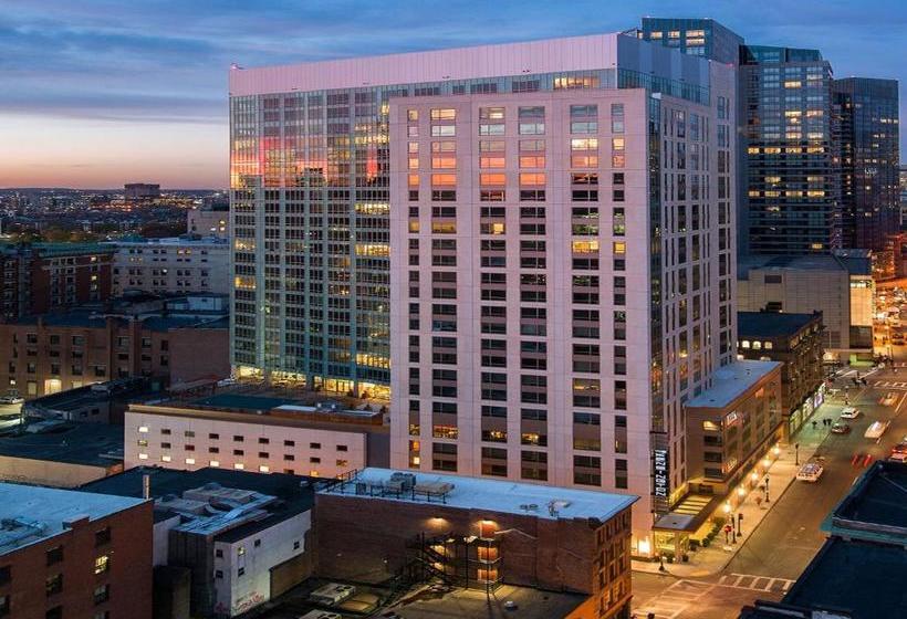 Global Luxury Suites At China Town