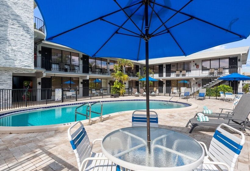 호텔 Avalon Resort Of Deerfield Beach