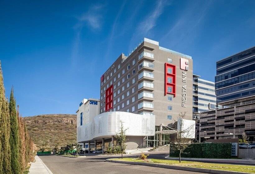Отель Fiesta Inn Queretaro Centro Sur