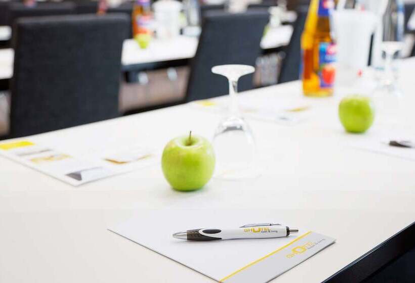 هتل Four Points Flex by Sheraton Essen