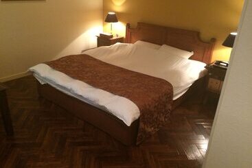 هتل Glion Shiga   Adults Only