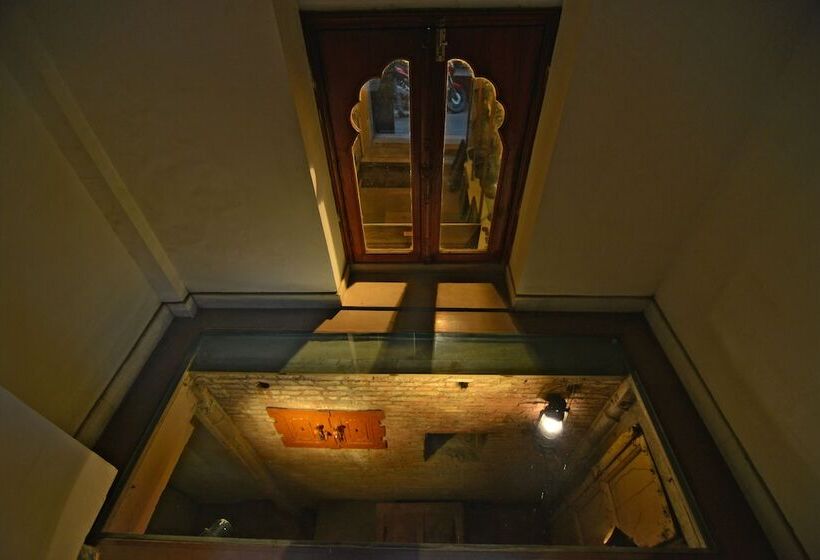 Fotos del hotel Haveli Dharampura  Unesco Awarded Boutique Heritage:  4