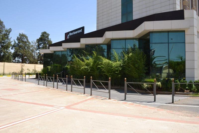 Fotos del hotel Jardy Hôtel & Suites:  9