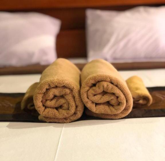 Fotos del hotel Junjungan Suite Villa:  2