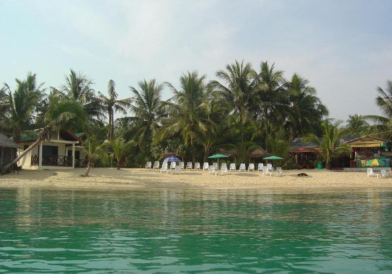 هتل Moonhut Bungalows