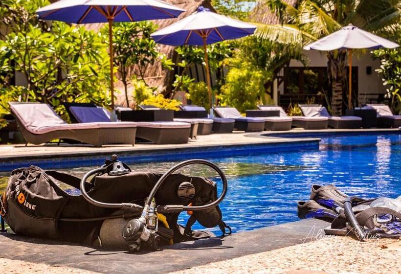 هتل Oceans 5 Dive Resort