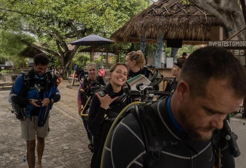 هتل Oceans 5 Dive Resort