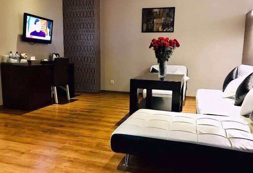 Fotos del hotel Orion Tbilisi:  6
