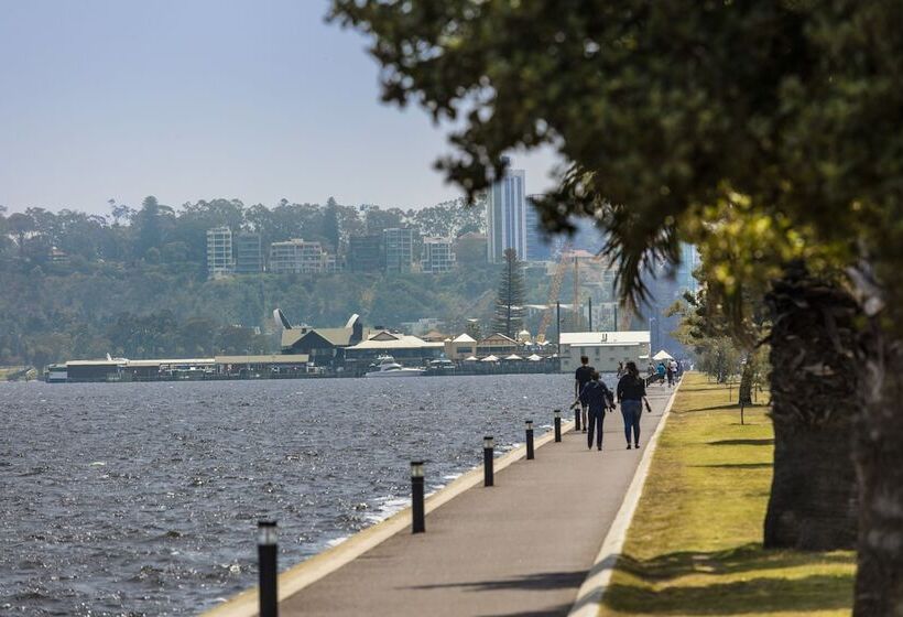 בית מלון כפרי Quest East Perth