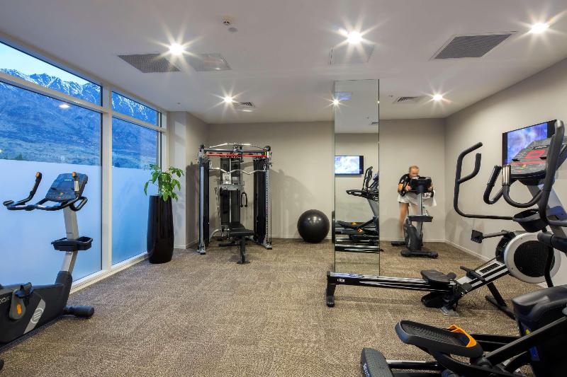 هتل Ramada Suites By Wyndham Queenstown Remarkables Park