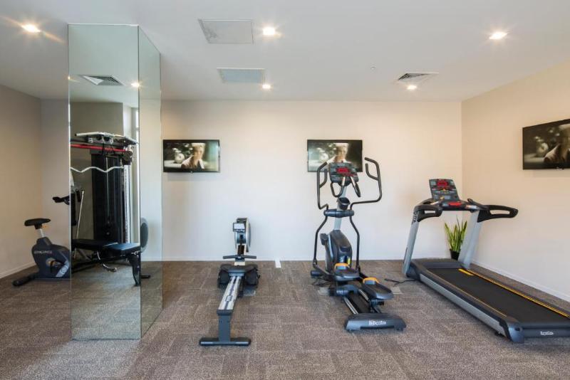 هتل Ramada Suites By Wyndham Queenstown Remarkables Park