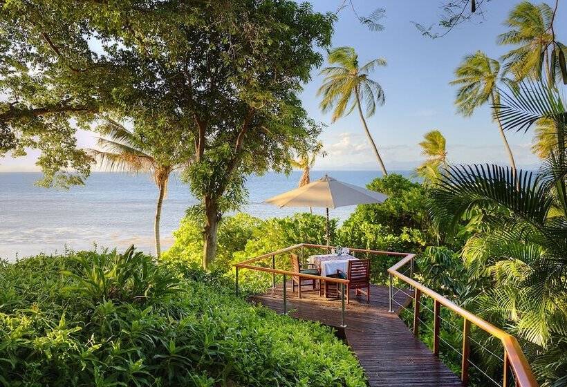 هتل Royal Davui Island Resort   Adults Only