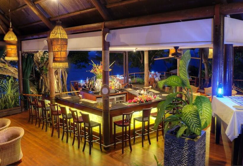 هتل Royal Davui Island Resort   Adults Only