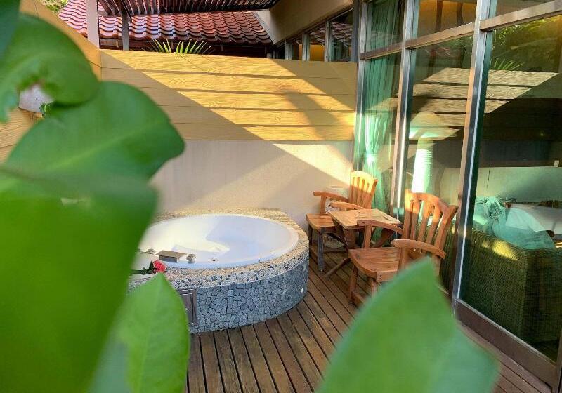 Howard Villa