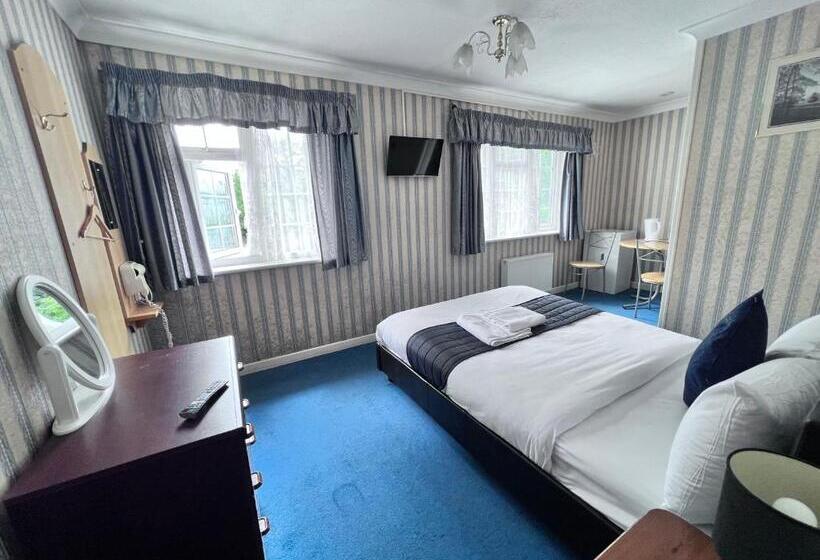 پانسیون All Seasons Gatwick Guest House & Parking