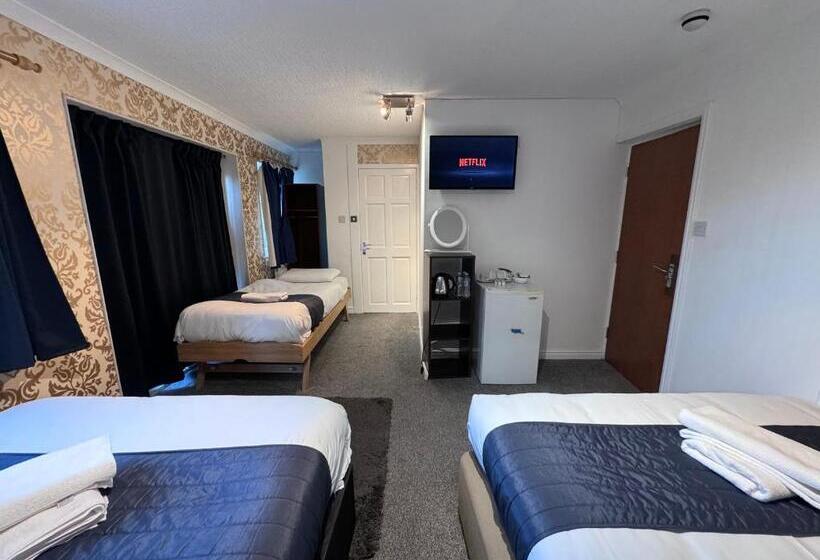 پانسیون All Seasons Gatwick Guest House & Parking