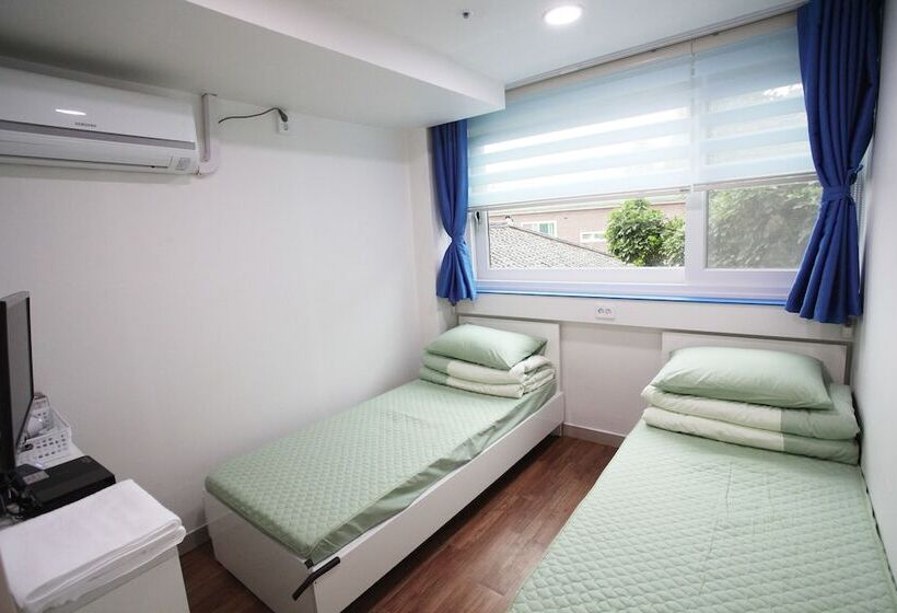 پانسیون Namsan Guesthouse