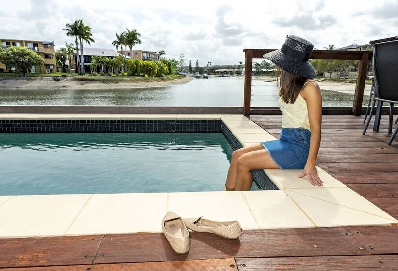 Saltwater Villas  Pet Friendly Accommodation