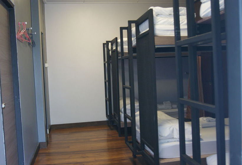 Yuan Hostel