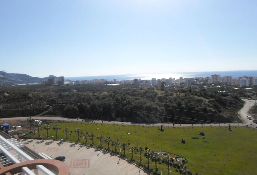 هتل Azura Park