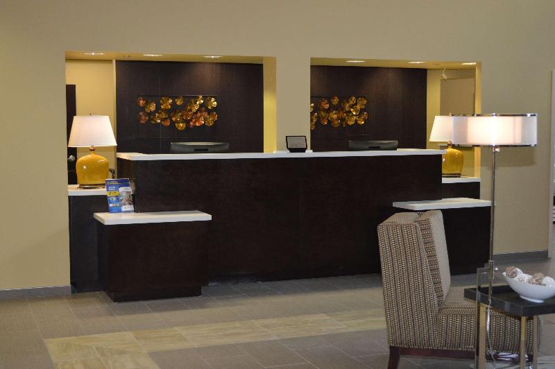 בית מלון כפרי Best Western Plus Thornburg Inn & Suites