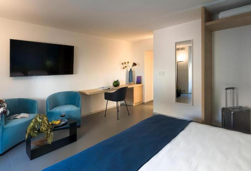 هتل Duomo Suites & Spa