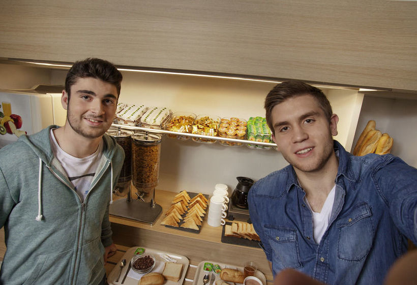 בית מלון כפרי F1 Le Creusot Montchanin Gare Tgv