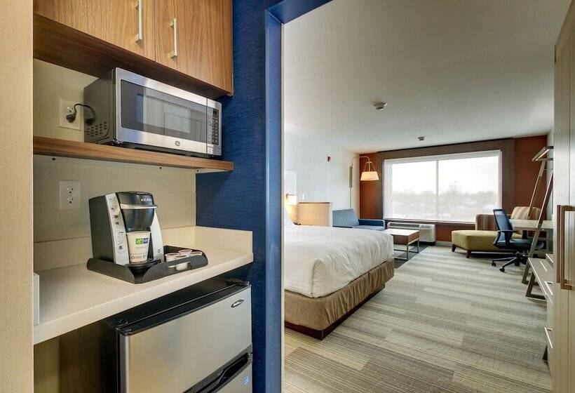 هتل Holiday Inn Express & Suites Galesburg, An Ihg