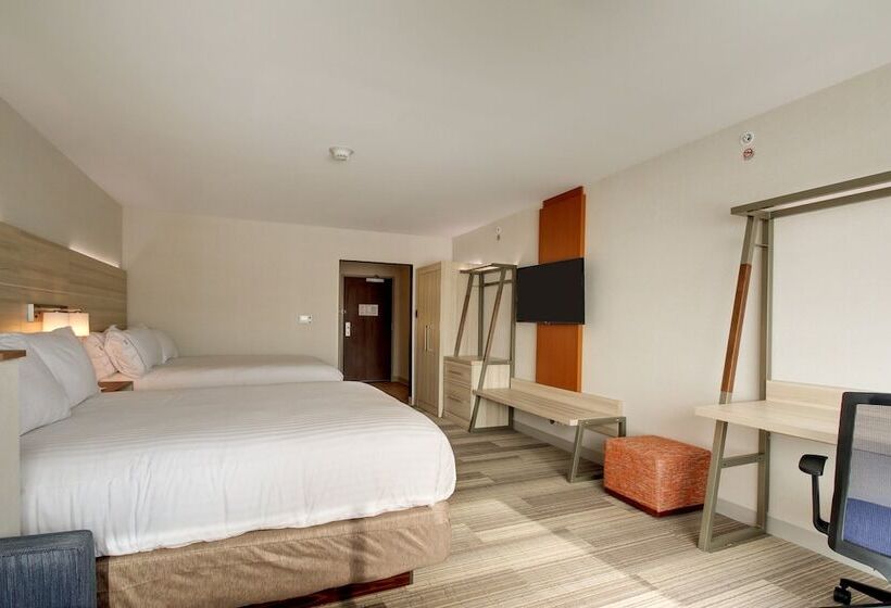 هتل Holiday Inn Express & Suites Galesburg, An Ihg