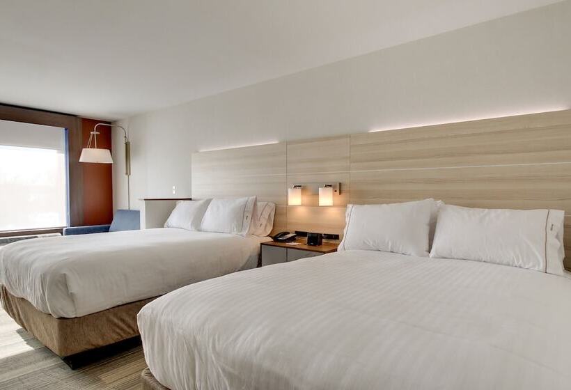 هتل Holiday Inn Express & Suites Galesburg, An Ihg