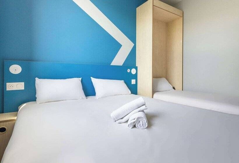 هتل Ibis Budget Nanterre La Defense