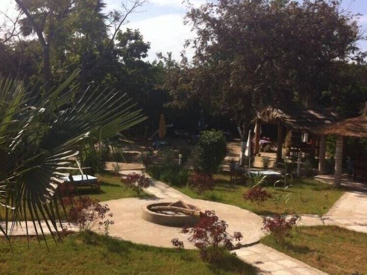 هتل Tanji Bird Reserve Eco Lodge   Adults Only